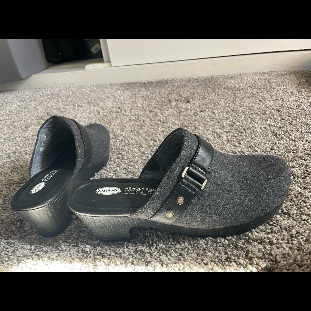 New Dr Scholls Felted Clogs, Size 8